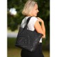 Чорна жіноча сумка з об&#39;ємним візерунком Alba Soboni