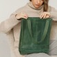Кожаная женская сумка шоппер Бэтси зеленая BlankNote